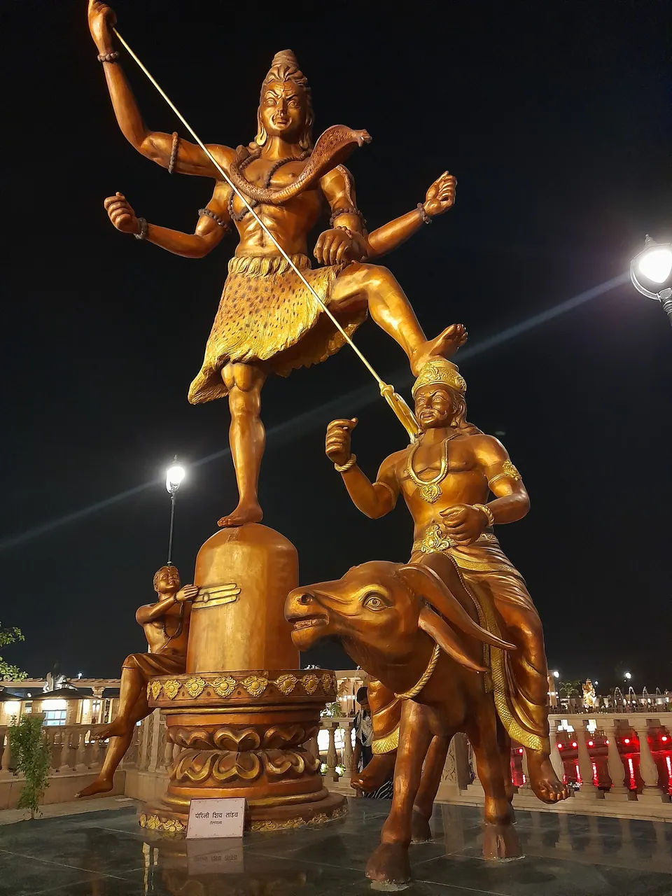 Statues and pillars along the Mahakal Lok corridor, Ujjain