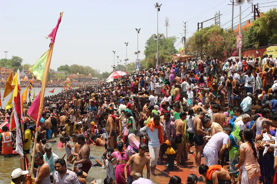 Crowd of devotees bathing in the Shipra river at Ujjain during the Pramukh Shahi Snan of Simhastha 2016, 21 May 2016